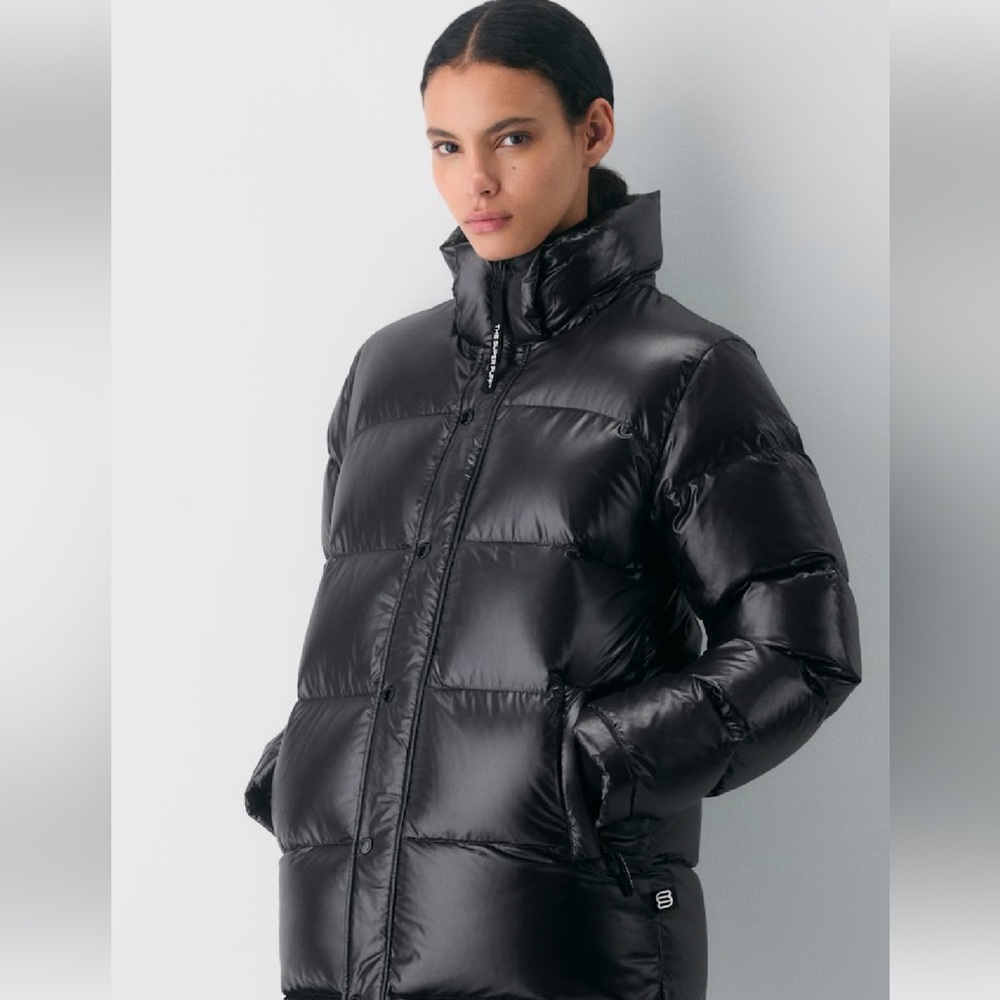 Aritzia The Super Puff™ Mid - Hi-Gloss